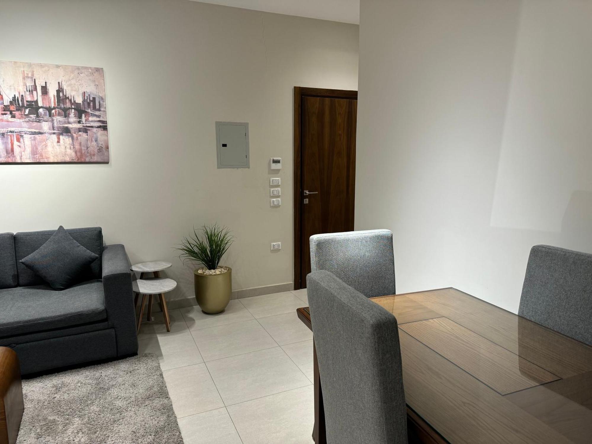 Elegance Tower Aparthotel Giza Екстериор снимка