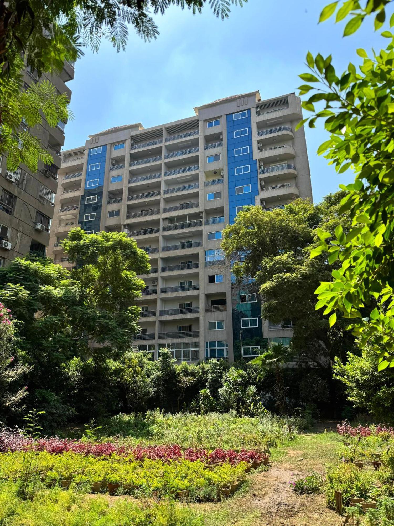 Elegance Tower Aparthotel Giza Екстериор снимка